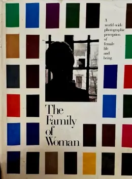 עטיפת הספר THE FAMILY OF WOMAN